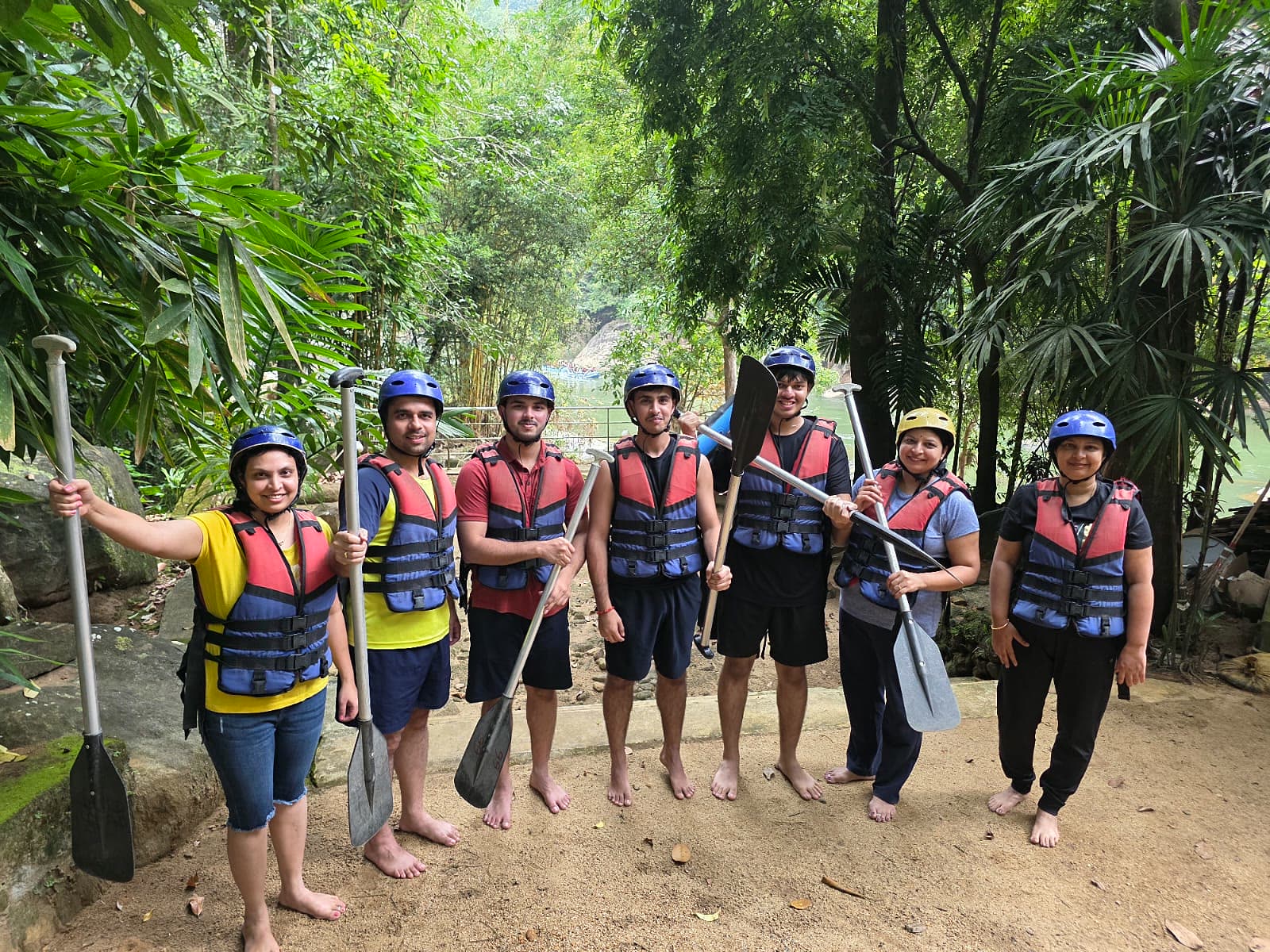 Rafting team after the river